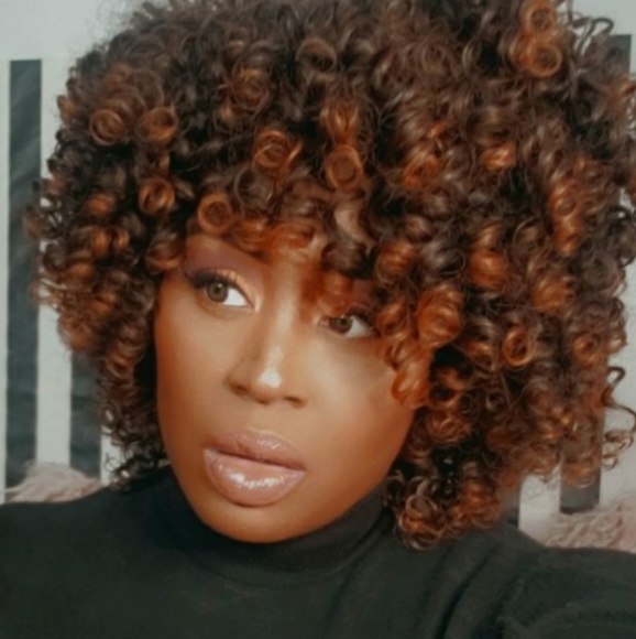 Ombre Blonde Curly Synthetic Bang Wig - Picture 3 of 3